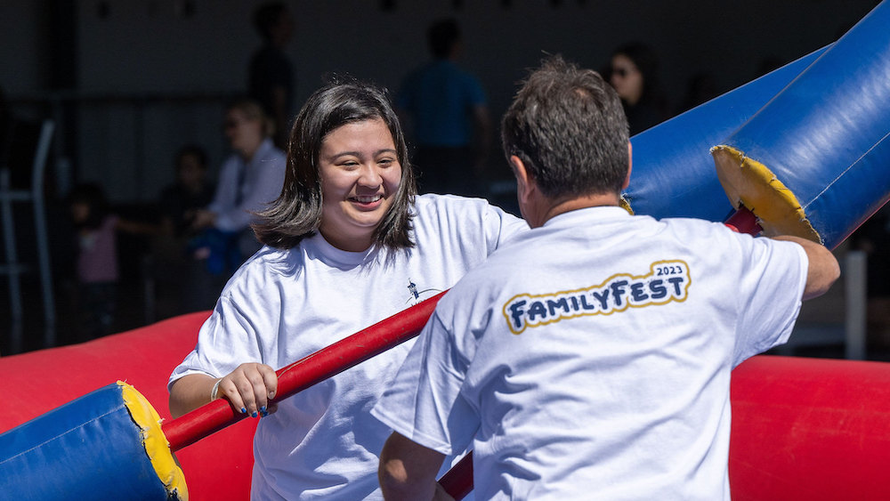 father and daughter playing a game at msmu familyfest 2023